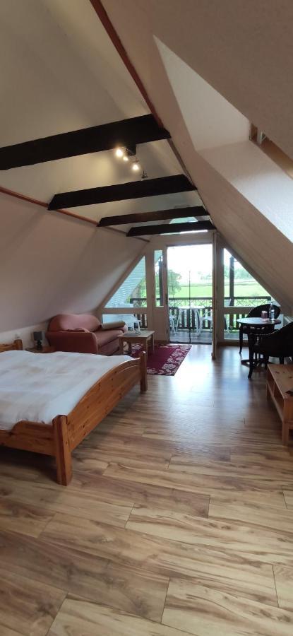 Hotel Wirtshaus Neuenkirchen à Neuenkirchen auf Rugen Extérieur photo