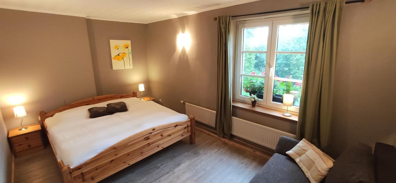 Hotel Wirtshaus Neuenkirchen à Neuenkirchen auf Rugen Extérieur photo