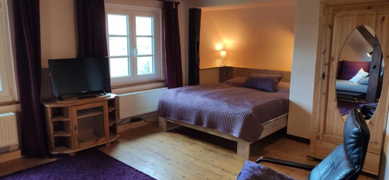 Hotel Wirtshaus Neuenkirchen à Neuenkirchen auf Rugen Extérieur photo