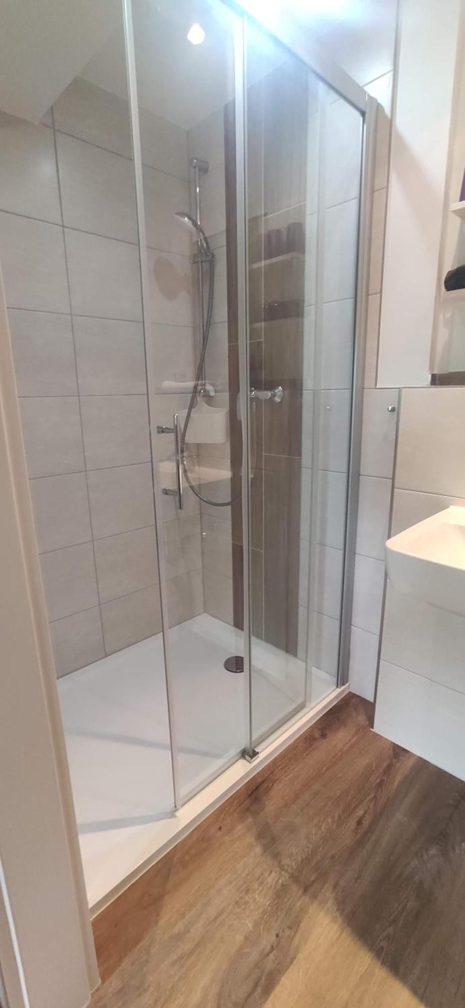 Hotel Wirtshaus Neuenkirchen à Neuenkirchen auf Rugen Extérieur photo